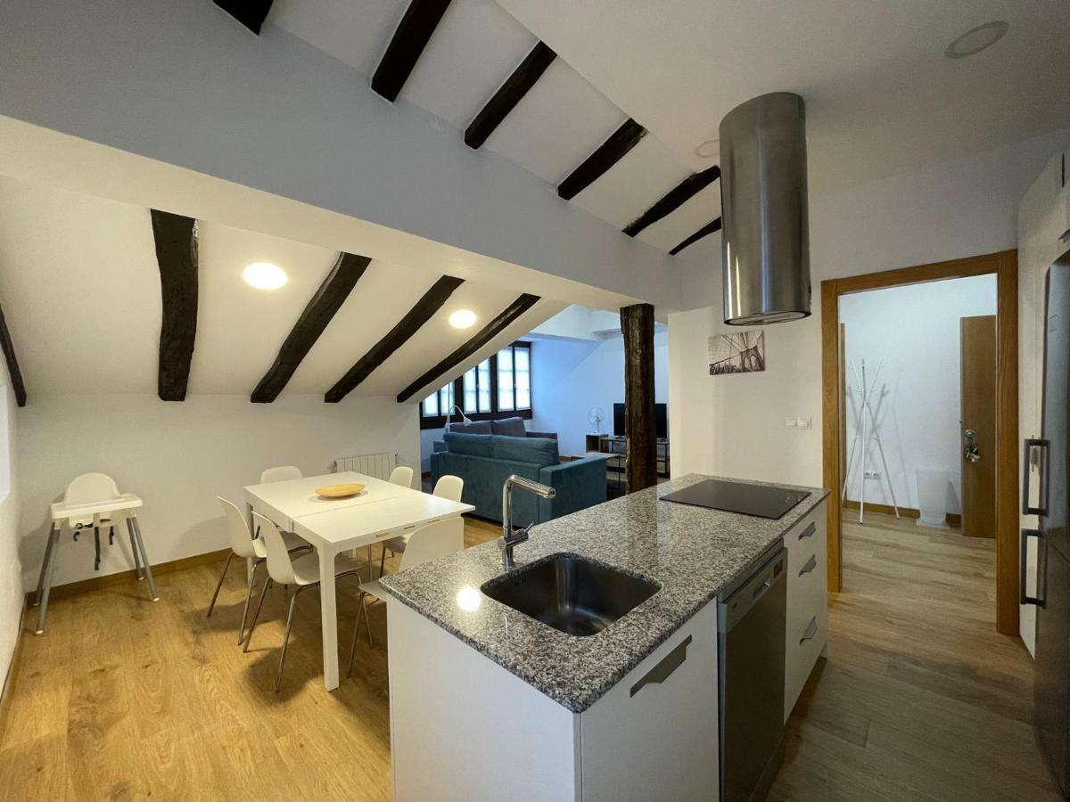 Apartamentos Turisticos Las Animas Comillas Luaran gambar